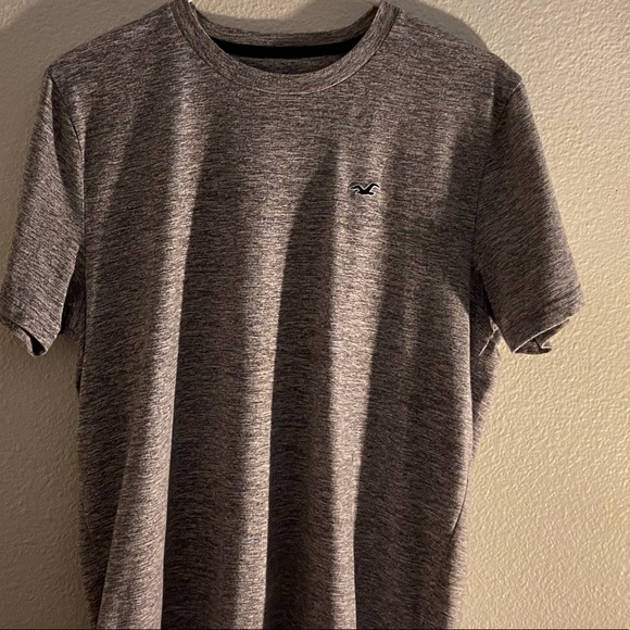 Hollister California t-shirt - Picture 2 of 4